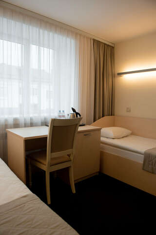 Гостиница Уют Клинцы Двухместный номер Делюкс с 2 отдельными кроватями-3