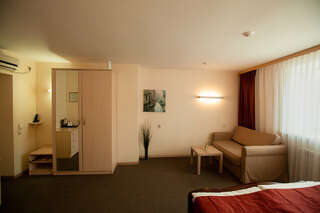 Гостиница Уют Клинцы Большой двухместный номер с 1 кроватью-1